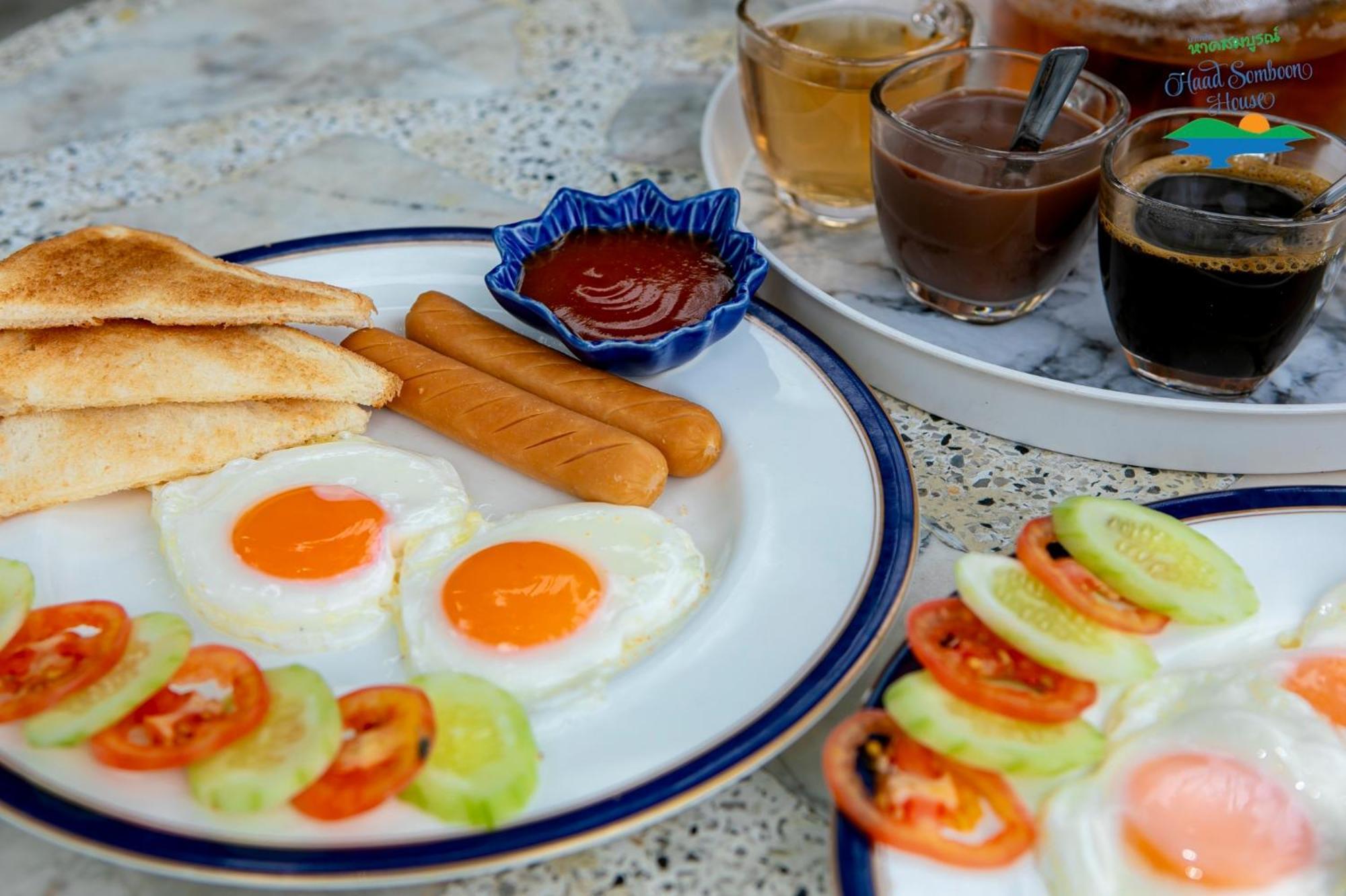 Haad Somboon House Hotell Bang Saphan Eksteriør bilde