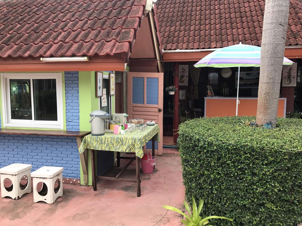 Haad Somboon House Hotell Bang Saphan Eksteriør bilde