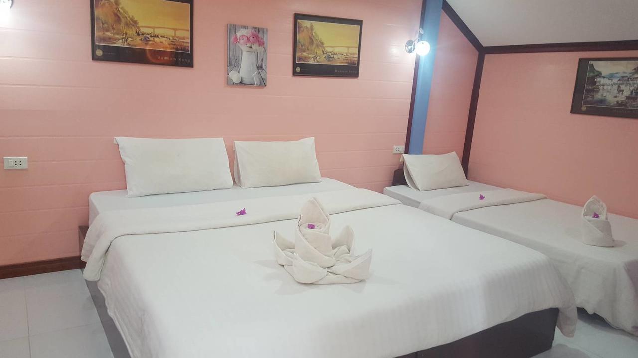 Haad Somboon House Hotell Bang Saphan Eksteriør bilde